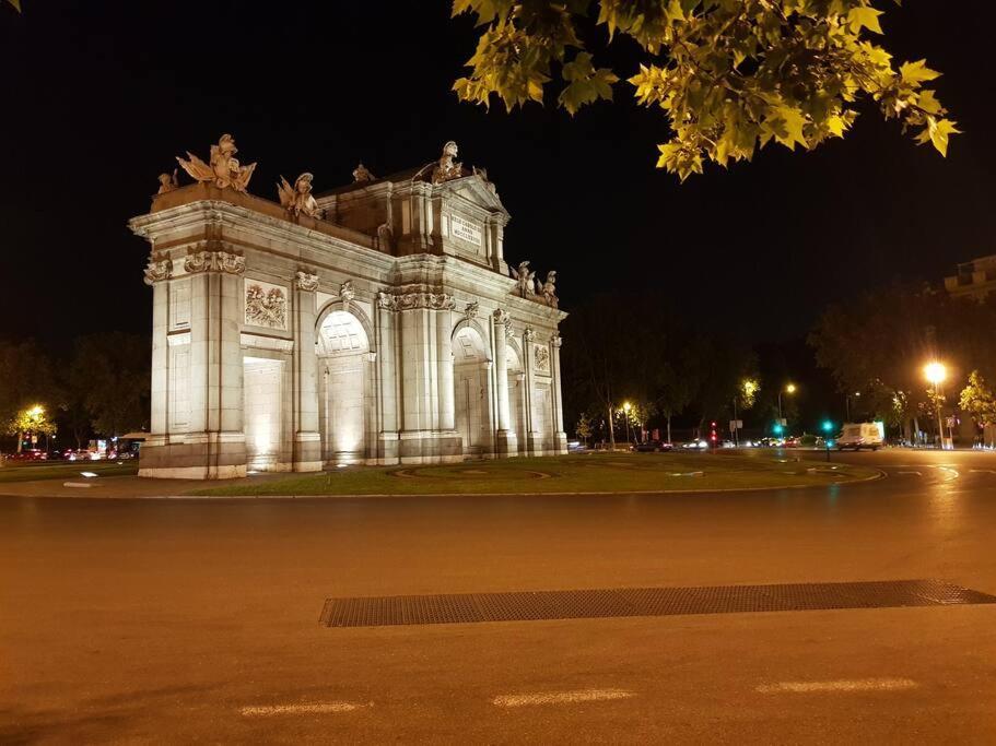 #Madrid Centro. 3D. Gran Via. Callao.Puerta Del Sol Exterior foto
